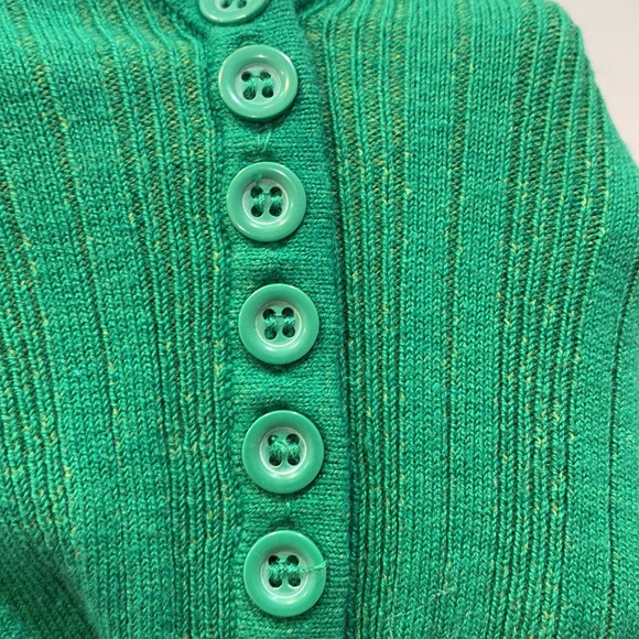 Hooded Sweater For Women - Picture 3 of 9